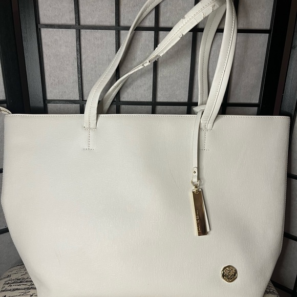 Used Condition! Vince CAMUTO bag